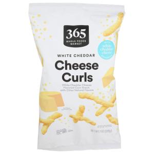 365 by Whole Foods Market, White Cheddar Cheese Curls, 7 Ounce(7 Ounce (Pack of 1))